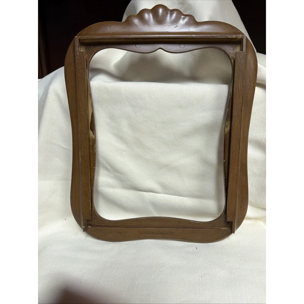 Vtg I.I.C. 1978 Ornate‎ Gesso Photo Frame Made in USA - Front Piece Only